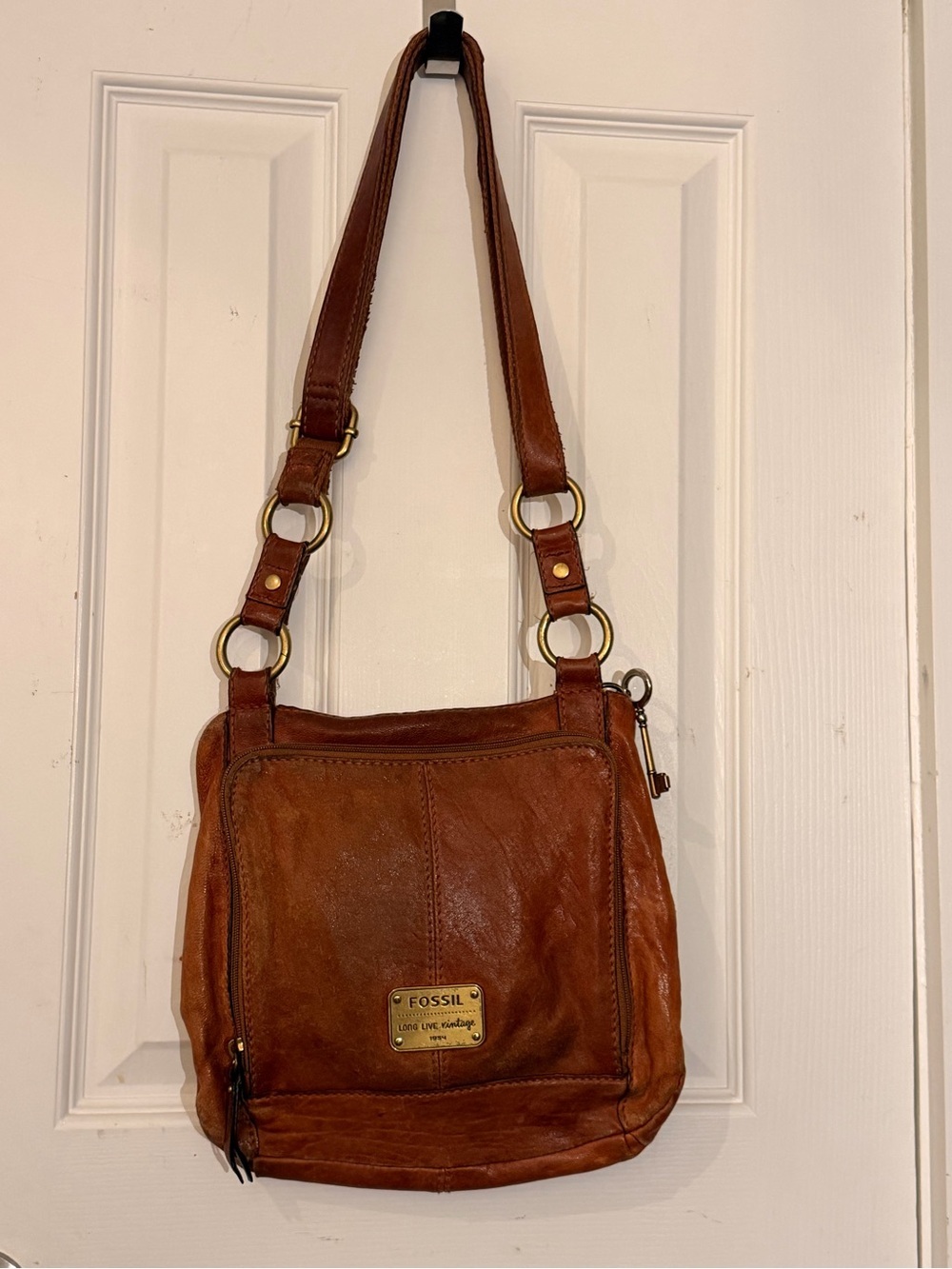 Vintage FOSSIL  Women's Leather Crossbody Bag in Cognac
